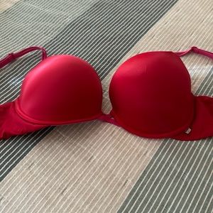 VS bra 34DD